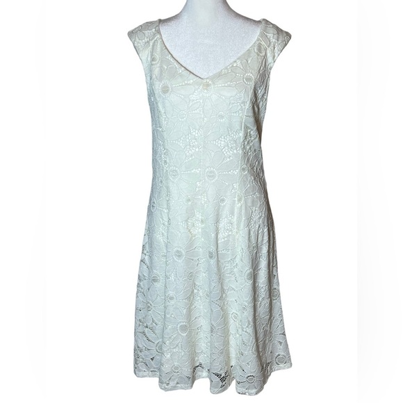 Chetta B White Lace Overlay Cocktail Dress • Size 8 • Elegant A-Line - Picture 1 of 6